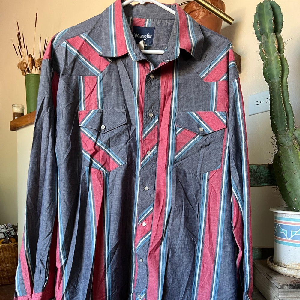 Mens Wrangler vintage button cowboy shirt